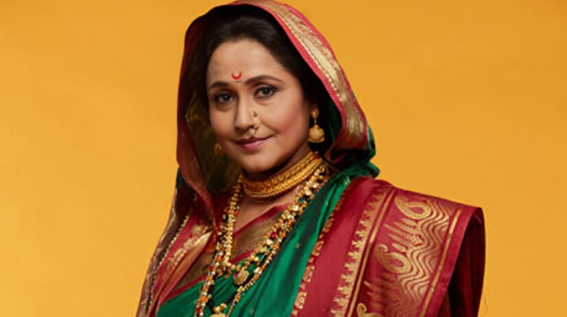  हिंदी-मराठी मनोरंजनसृष्टीत आपल्या सहजसुंदर अभिनयाचा ठसा उमटवणाऱ्या गुणी अभिनेत्री निशिगंधा वाड यांनी बालपणी चक्क भंगारवाल्याला हिऱ्याचे कानातले दिले होते.