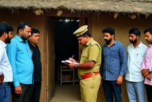 पैठण: दिवाळीत लेकरांना कपडे घ्यायला पैसे नाहीत, हवालदिल बापाने मृत्यूला कवटाळलं