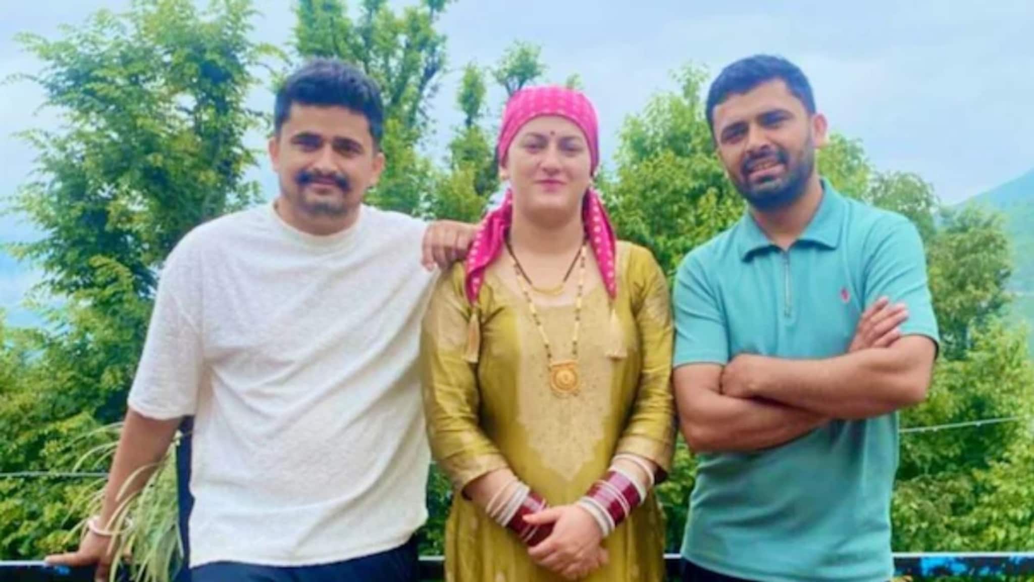 2 भावांशी लग्न करणाऱ्या भारतीय महिलेनं पहिल्यांदाच तोडलं मौन, एक नवरा परदेशात गेल्यावर म्हणाली, ' ते दोघं....'