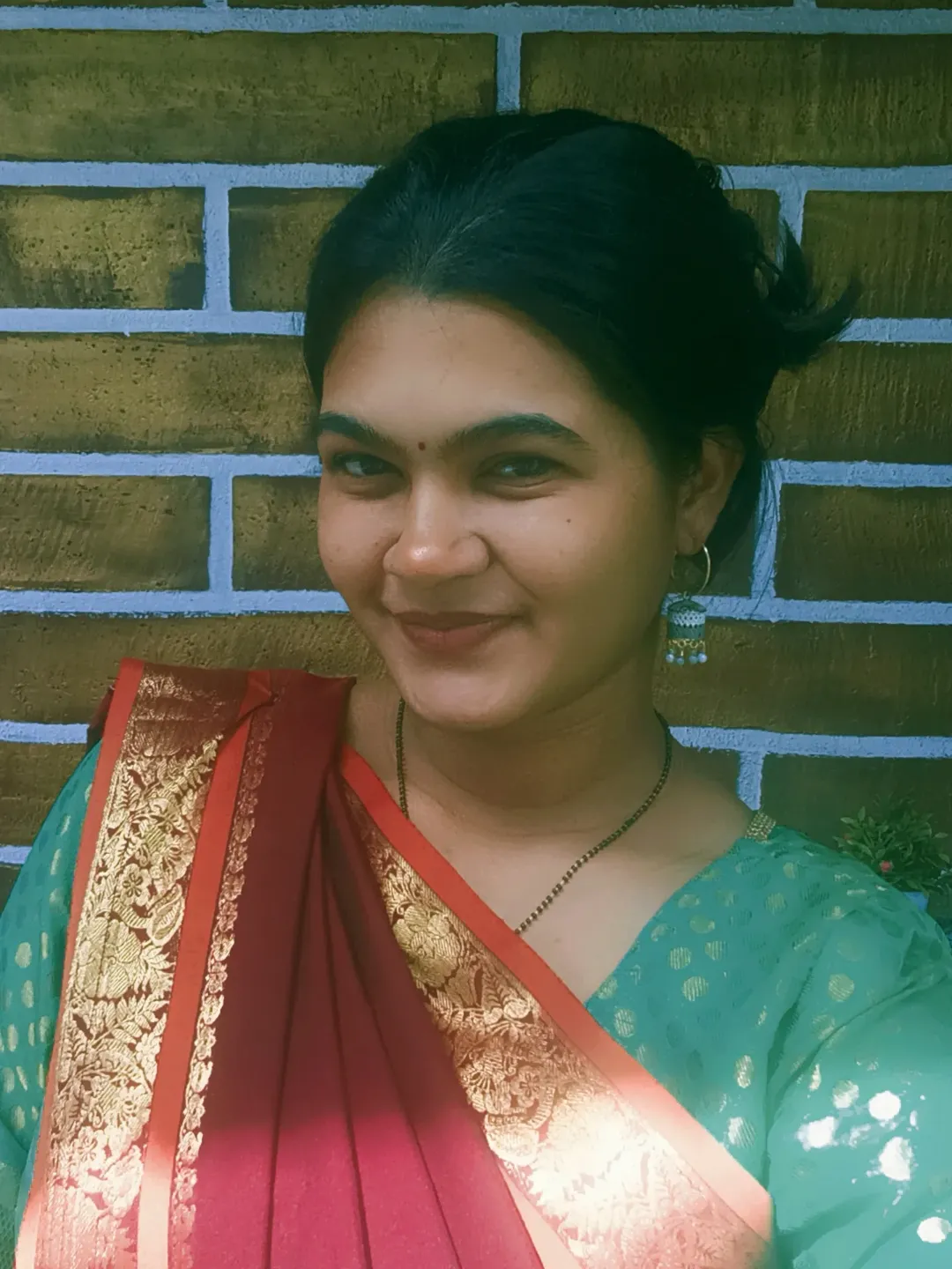 प्रतीक्षा शेट्टी असं तानाजीच्या गर्लफ्रेंडचं नाव आहे. दोघे 5-6 वर्षांपासून रिलेशनमध्ये होते. दोघांच्या लग्नाला कुटुंबाचा विरोध होता. दोघे अनेक वर्ष लिव्ह इनमध्ये राहत होते.