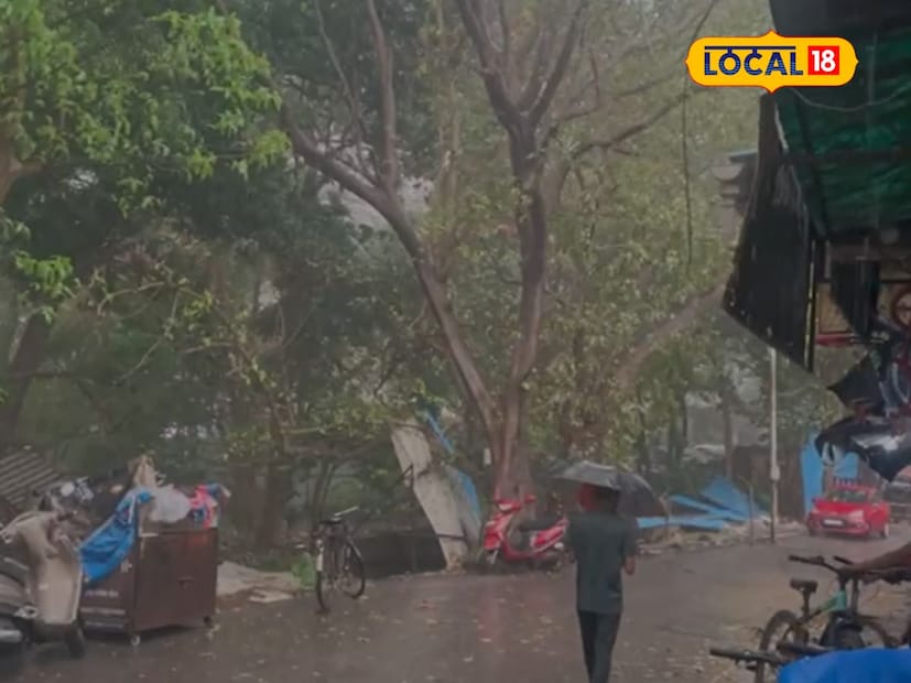 ठाणे आणि नवी मुंबई या दोन्ही भागांमध्ये आज ढगाळ वातावरणासह अधूनमधून पावसाच्या सरी पडतील असे सांगण्यात आले होते. हवामान खात्याने वर्तविलेल्या अंदाजाप्रमाणे आज ठाण्यात सायंकाळच्या वेळी सुसाट्याच्या वाऱ्यासह मुसळधार पावसाने हजेरी लावल्याचे पाहायला मिळाले. यावेळी अनेक ठिकाणी पाणी साचले होते. 