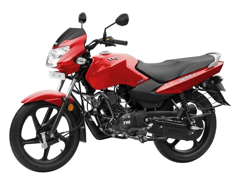 TVS Sport: Bajaj Platina प्रमाणेच, TVS Sport देखील उत्कृष्ट मायलेजसाठी ओळखली जाते आणि 80 kmpl पर्यंत मायलेज देऊ शकते.  या बाईकचं मायलेज हे 75 - 80 kmpl पर्यंत आहे. या बाइकची किंमत  62,000 हजारांपासून सुरू होते.  
