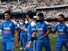 VIDEO : शुन्यावर बाद झाला तरी कोहलीने मन जिंकलं,भर मैदानात जे केलं...अख्खं स्टेड