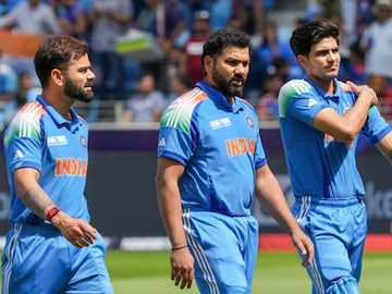 कॅप्टन बदलला, आता ऑस्ट्रेलियाच्या फ्लाईटही दोन... टीम इंडिया एका बाजूला, विराट-रोहित वेगळे जाणार!