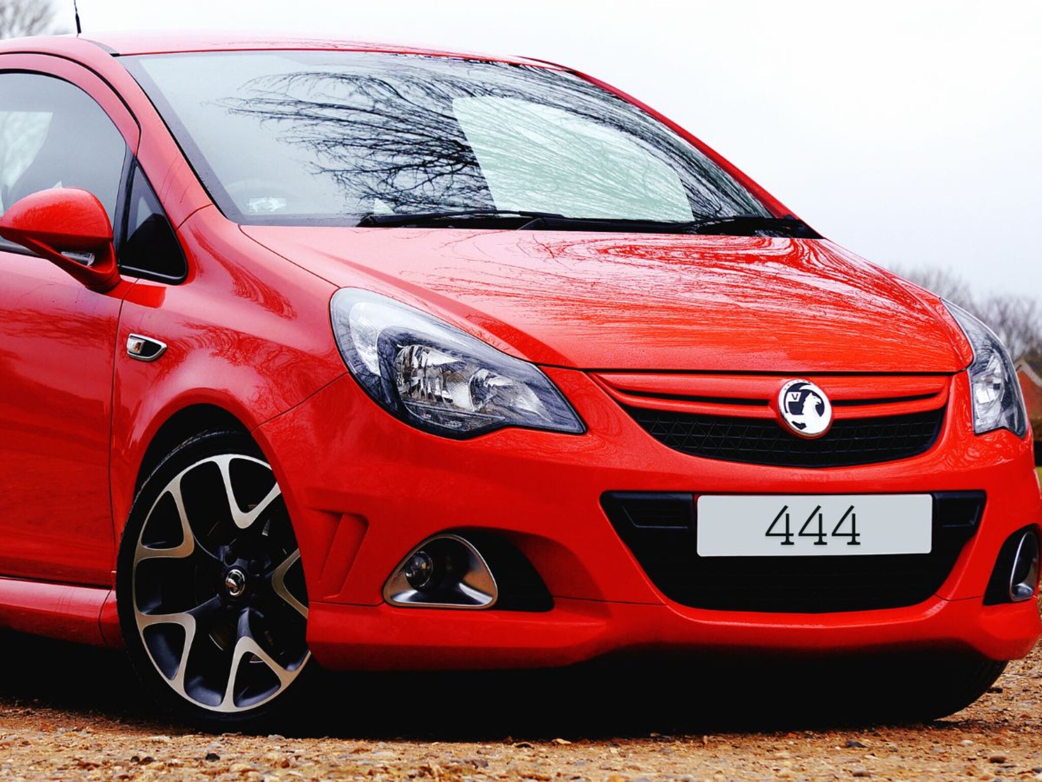 Numerology: थांबण्याची घाबरण्याची गरज नाही! निवडलेला मार्ग योग्यच, गाडीचा हा लकी नंबर पाठबळ देतो