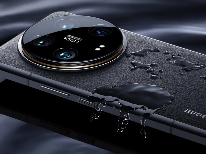 तज्ञांचे म्हणणे आहे की, वाढत्या घटकांच्या किमती ब्रँडना प्रीमियम सेगमेंटवर अधिक लक्ष केंद्रित करण्यास भाग पाडतील. 2026 मध्ये प्रीमियम मॉडेल्सवर हा परिणाम अधिक स्पष्ट होईल. तर मास-मार्केट मॉडेल्सवर त्याचा परिणाम अपेक्षेपेक्षा कमी असेल.