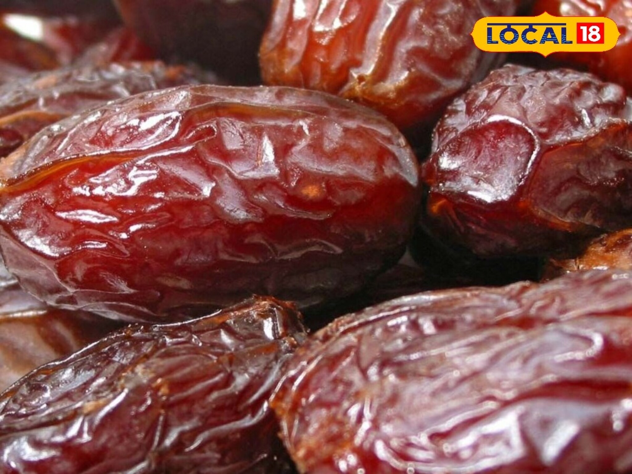 Real Vs Fake Dates : खरेदी करण्यापूर्वी असे ओळखा शुद्ध खजूर; ही पाण्याची चाचणी करा, त्वरित कळेल फरक..