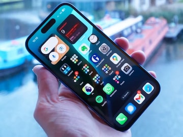 iPhoneच्या या 5 सीक्रेट फीचर्सविषयी अनेकांना माहितीच नाही! रोजची कामं होतील सोपी iPhoneच्या या 5 सीक्रेट फीचर्सविषयी अनेकांना माहितीच नाही! रोजची कामं होतील सोपी