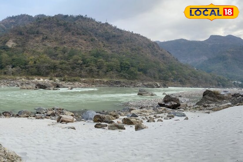 गोवा बीच तरुणांमध्ये खूप लोकप्रिय आहे. कारण त्याची पांढरी वाळू, स्वच्छ पाणी आणि शांत वातावरण आहे. येथील बीच व्हाइब खऱ्या अर्थाने बीच व्हाइब आहे, ज्यामुळे त्याचे फोटो इंस्टाग्रामवर व्हायरल होतात. नदीकाठावर उभे राहून काढलेले लांब फोटो, पांढऱ्या वाळूवर बसलेले पोर्ट्रेट आणि पाण्यातले प्रतिबिंब हे येथील खासियत आहे. सूर्यास्त पाहण्यासाठी हे ठिकाण परिपूर्ण आहे.