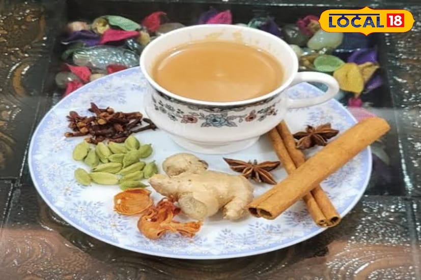 मसाला चहा स्टाईल काढा : जर तुम्हाला चहाची चव आवडत असेल, तर हा काढा तुमच्यासाठी एक बेस्ट पर्याय आहे. हा तयार करण्यासाठी पाण्यात आले, दालचिनी, वेलची, लवंग आणि तुळस घाला, 10-15 मिनिटे उकळवा, नंतर गाळा. पाणी थोडे थंड झाल्यावर, मध आणि लिंबाचा रस घाला आणि प्या. हा काढा पचनसंस्थेला आधार देतो, शरीराची उष्णता राखतो आणि ऊर्जा वाढविण्यास मदत करतो.