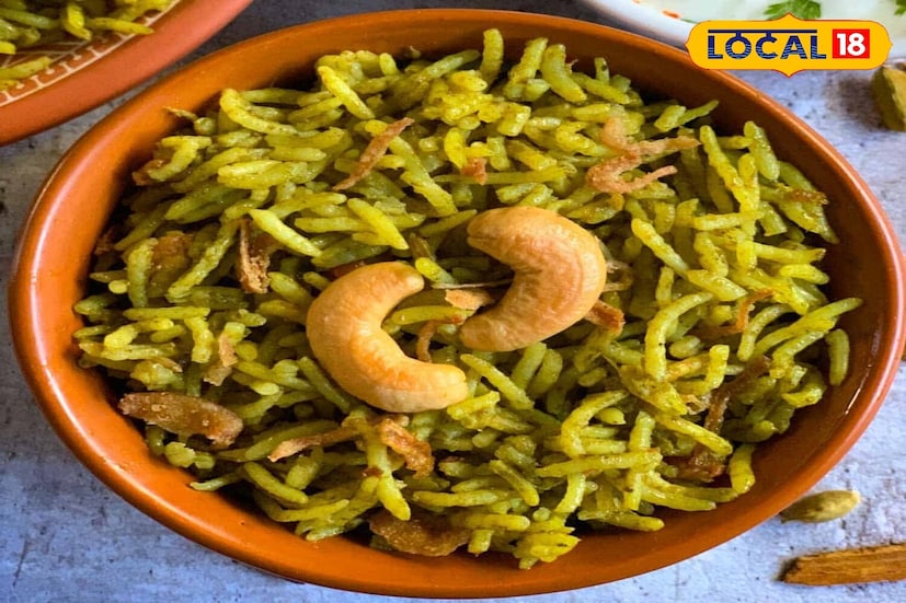 पालकाच्या सुगंधाने आणि मसाल्यांच्या चवीने समृद्ध असलेली पालक बिर्याणी म्हणजे बासमती तांदूळ, पालक प्युरी, हिरव्या मिरच्या, पुदिन्याची पाने, गरम मसाला आणि तळलेले कांदे, कमी आचेवर शिजवलेले. हे एक पौष्टिक 'वन पॉट मील' आहे, जे दुपारच्या जेवणासाठी किंवा रात्रीच्या जेवणासाठी सहज बनवता येते.