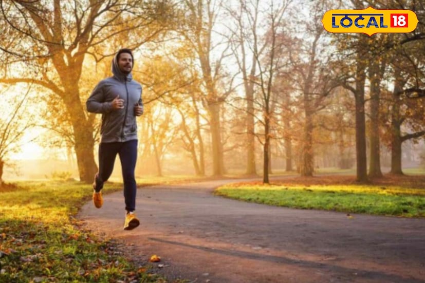 हिवाळ्यात सकाळी सकाळी उठणे आणि बाहेर पडणे अवघड होते. परंतु या ऋतूत हलका व्यायाम शरीराला मजबूत ठेवण्यासाठी अत्यंत फायदेशीर ठरतो. थंडीमुळे स्नायू कडक होतात आणि रक्ताभिसरण मंदावते. या परिस्थितीत, दिवसभर उर्जेसाठी सकाळचा व्यायाम महत्त्वाचा असतो. हिवाळ्यात सकाळी सकाळी उठणे आणि बाहेर पडणे अवघड होते. परंतु या ऋतूत हलका व्यायाम शरीराला मजबूत ठेवण्यासाठी अत्यंत फायदेशीर ठरतो. थंडीमुळे स्नायू कडक होतात आणि रक्ताभिसरण मंदावते. या परिस्थितीत, दिवसभर उर्जेसाठी सकाळचा व्यायाम महत्त्वाचा असतो.