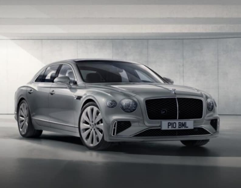 यादीत तीन बेंटले कॉन्टिनेंटल फ्लाइंग स्पर्स, सहा बेंटले कॉन्टिनेंटल जीटी आणि 12 बेंटले कॉन्टिनेंटल जीटीसी यांचा समावेश होता. त्यांच्यासोबत 12 बेंटले बेंटेगास होते.