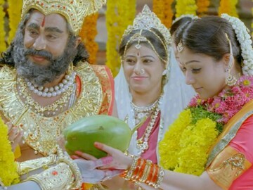 सोन्याचा चमचा तोंडी घेऊन जन्मली अभिनेत्री, एक चुकीचा निर्णय अन् सगळं बरबाद झालं