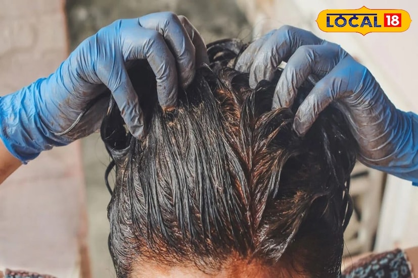 शारदा कुमारी यांनी स्पष्ट केले की, रंगवण्याच्या पद्धतीमध्ये लोखंडी पॅनमध्ये मंद आचेवर हळद भाजणे समाविष्ट आहे. त्यानंतर कॉफी पावडर टाकली जाते. मिश्रण गडद काळे झाल्यावर नैसर्गिक रंग तयार करण्यासाठी कोरफड जेल आणि खोबरेल तेल मिसळले जाते.