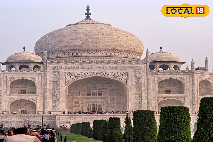 प्रेमाचे प्रतीक असलेला ताजमहाल अजूनही त्याच्या सौंदर्याने सर्वांना मोहित करतो. यमुना नदीच्या काठावर बांधलेला हा पांढऱ्या दगडांपासून बनलेला आहे. ताजमहाल हे प्रेमाचे एक शाश्वत स्मारक आहे, ज्याला बांधण्यासाठी जवळजवळ 20 वर्षे लागली. ही इमारत अजूनही मुघल सम्राटाच्या अढळ प्रेमाचे आणि त्याच्या प्रेमाच्या स्मृती जपण्याच्या त्याच्या उत्कटतेचे प्रतिबिंब आहे.