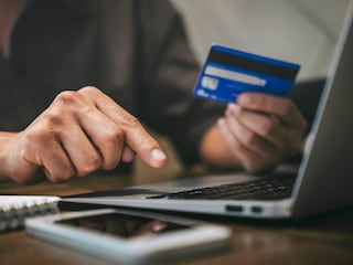 क्रेडिट कार्ड स्कॅम क्रेडिट कार्ड स्कॅम