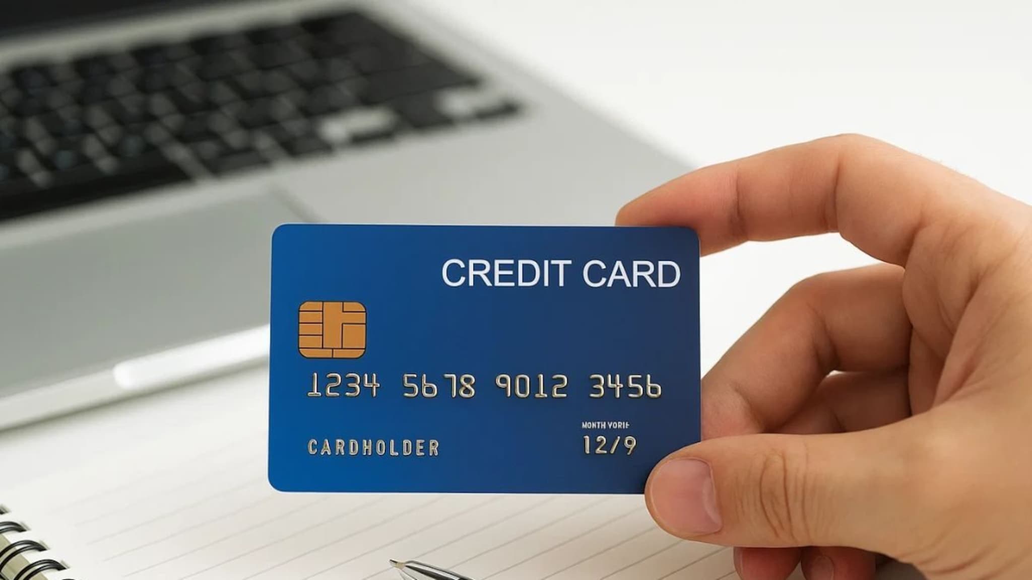 क्रेडिट कार्ड फ्रॉडचं टेन्शनच घेऊ नका! असा मिळेल पैसा परत, लगेच करा हे 5 काम