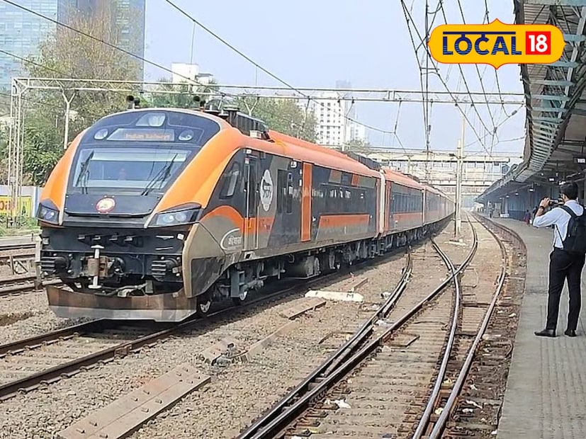  स्लीपर वंदे भारत ट्रेनच्या सुरूवातीबाबतही मंत्री वैष्णव यांनी माहिती दिली की, देशातील पहिली स्लीपर वंदे भारत ट्रेन पुढील महिन्यात अर्थात डिसेंबरमध्ये सुरू होईल.