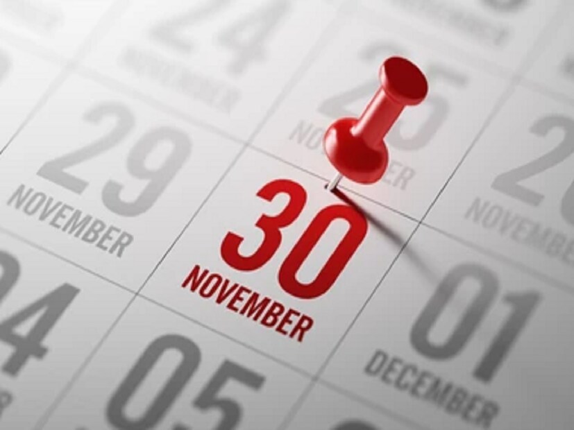 शेवटचा आठवडा सुरू झाला आहे आणि याचसोबत अनेक अत्यंत महत्त्वाच्या कामांची अंतिम मुदत अगदी दारात येऊन उभी आहे. जर तुम्ही पेन्शनर असाल, सरकारी कर्मचारी असाल किंवा करदाता असाल, तर ही बातमी तुमच्यासाठी थेट आर्थिक धक्क्याची असू शकते. जीवन प्रमाणपत्र जमा करणे असो, किंवा महत्त्वाचे टॅक्स फॉर्म भरणे असो. ३० नोव्हेंबरपर्यंत जर ही कामे पूर्ण झाली नाहीत, तर तुमची पेन्शन थांबेल, आर्थिक प्रक्रिया अडकतील किंवा मोठा दंड भरावा लागेल. त्यामुळे वेळ वाया न घालवता, ही ५ महत्त्वाची कामं आजचं करा. 