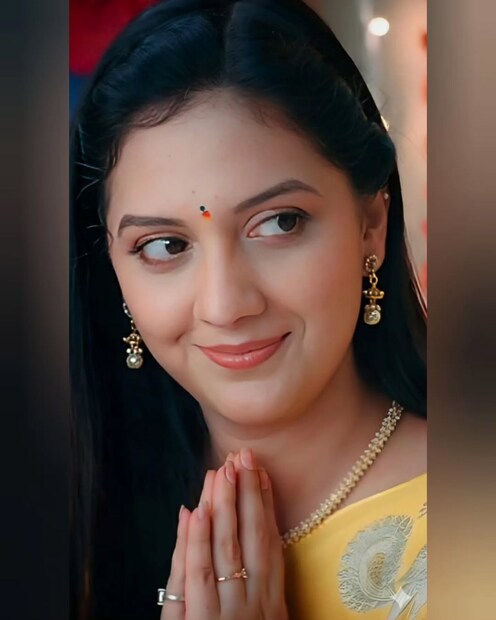 तेजश्रीच्या इन्स्टा पोस्टचा चाहत्यांनी भलताच अर्थ काढला. ती पोस्ट पाहून चाहत्यांना तेजश्री आता मालिका सोडणार आहे असं वाटलं. पण अखेर तेजश्रीलाच नवी पोस्ट लिहून स्पष्टीकरण द्यावं लागलं आहे. 