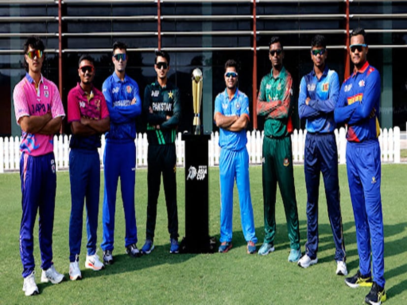  महाराष्ट्राचा फलंदाज आयुष म्हात्रे याच्या खांद्यावर टीमच्या नेतृत्वाची जबाबदारी सोपवण्यात आली आहे. आयुष अंडर-19 चा कॅप्टन असणार आहे. त्याचबरोबर, विहान मल्होत्रा याची व्हाइस कॅप्टन म्हणून निवड करण्यात आली. या तरुण खेळाडूंना भविष्यातील मोठ्या संधींसाठी स्वतःला सिद्ध करावे लागणार आहे.