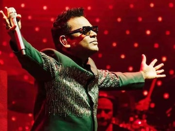 ए. आर. रहमानच्या 800 गाण्यांपैकी हे एक गाणं, रातोरात झालं सुपरहिट ए. आर. रहमानच्या 800 गाण्यांपैकी हे एक गाणं, रातोरात झालं सुपरहिट