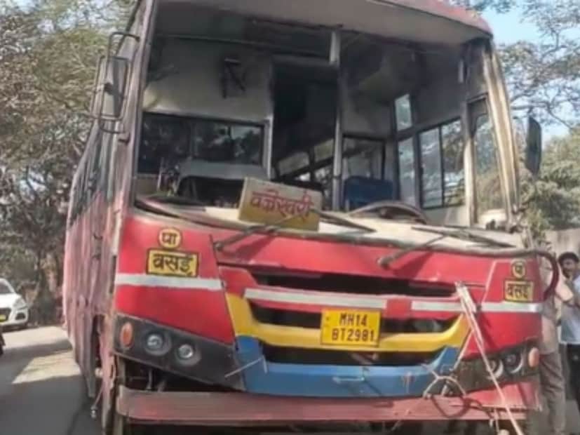  अपघात घडल्यानंतर बस चालकाने वेळीच ब्रेक घेत बस थांबवली.  यावेळी  बसमधील प्रवाशांना धक्का बसला  सुदैवाने यापघातात कोणालाही गंभीर दुखापत झाली नाही.