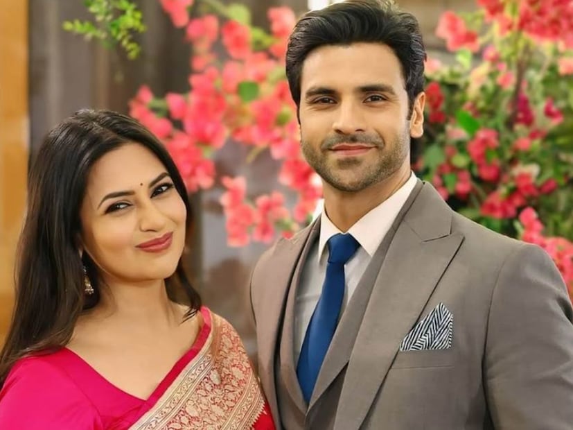 दिव्यांका त्रिपाठी (Divyanka Tripathi) : दिव्यांका त्रिपाठी आणि विवेक दहिया 2016 मध्ये विवाहबंधनात अडकले. पण आता ते आपलं कुटुंब वाढविण्याचा विचार कधी करतायत याची चाहत्यांना उत्सुकता आहे. पण दिव्यांका आणि विवेक अजून बाळाची जबाबदारी घेण्यास तयार नाहीत.