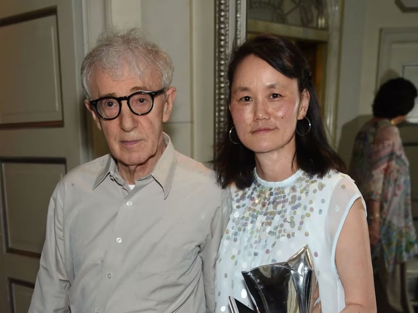  वुडी अॅलनची एकूण संपत्ती 140 मिलियन डॉलरच्या आसपास आहे. आज वयाच्या 89 वर्षातही ते वैविध्यपूर्ण चित्रपटांच्या माध्यमातून प्रेक्षकांच्या भेटीला येत आहेत.