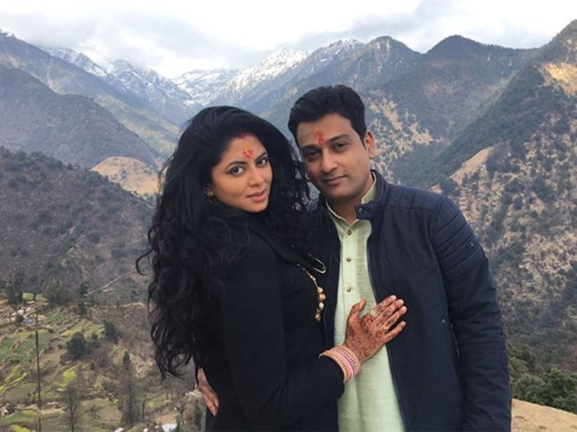  कविता कौशिक (Kavita Kaushik) : कविता कौशिक आणि रोनित बिस्वास 2017 मध्ये लग्नबंधनात अडकले. पण आयुष्यात प्रेग्नंट होण्यास कविता कौशिकचा स्पष्ट नकार आहे. तिच्यामते ती आणि रोनित एकमेकांचे आई-वडील आणि मुलंदेखील आहेत.