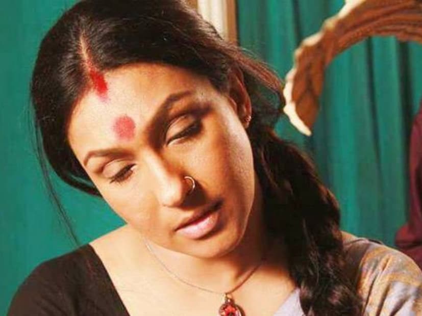  रितुपर्णाने यानंतर 1997 मध्ये 'दहन' हा एक बंगाली चित्रपट केला. या चित्रपटात रितुपर्णा सेनगुप्ता यांच्यावर एक बलात्काराचे दृश्य चित्रित करण्यात आले होते. हा सीन खूप चर्चेत आला, पण हाच सीन त्यांच्या आयुष्यात भयानक ठरला. या दृश्याचा त्यांच्या मनावर एवढा परिणाम झाला की त्या अनेकदा रात्री घाबरून झोपेतून जाग्या व्हायच्या.