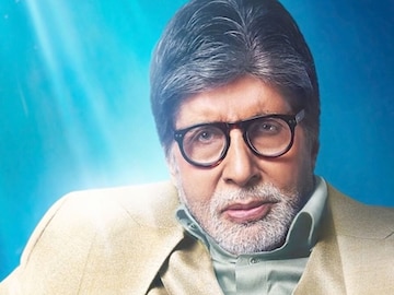 तसेच फिरत होते अमिताभ बच्चन, 7 दिवस धुतला नव्हता चेहरा तसेच फिरत होते अमिताभ बच्चन, 7 दिवस धुतला नव्हता चेहरा