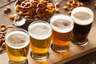 Beer : कॅन, पाईंट की बॉटल बिअर कशात प्यायची? एक्सपर्ट्स काय सांगतात