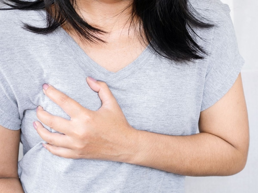 आहार आणि ताणतणावाशिवाय मासिक पाळी, प्रेग्नन्सी, मेनोपॉज या गोष्टीही महिलांच्या स्तनांचा आकार वाढण्यास कारणीभूत असतात.