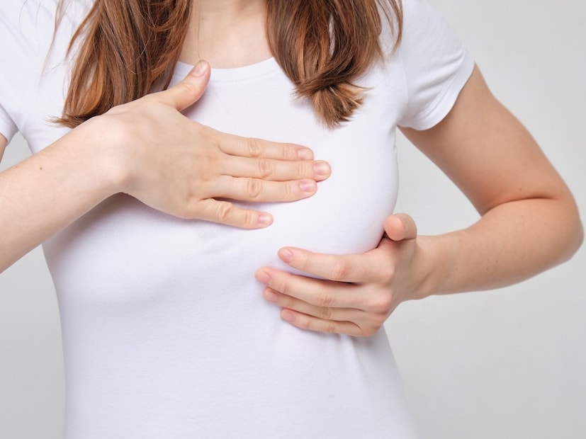 लग्नानंतर महिला नवीन वातावरणात जातात. ज्याचा स्ट्रेस, तणाव त्यांच्यात असतो. तसंच लैंगिकदृष्ट्या त्या अॅक्टिव्ह होतात. या सगळ्याचा परिणाम हार्मोन्सवर होतो. त्यांच्यात हार्मोन्स बदल होतात. यामुळेही ब्रेस्टचा आकार वाढतो.