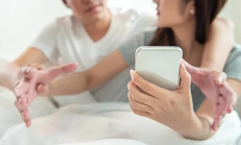 तुमच्या फोनवर लपलेले अ&#x200d;ॅप असे दिसेल : अँड्रॉइड फोनवर लपलेले अ&#x200d;ॅप्स पाहण्यासाठी, तुम्हाला फोनच्या होम स्क्रीनवरून स्क्रोल करण्याची गरज नाही. लपलेले अ&#x200d;ॅप्स पाहण्यासाठी, तुम्ही तुमच्या फोनच्या सेटिंग्जमध्ये जावे.