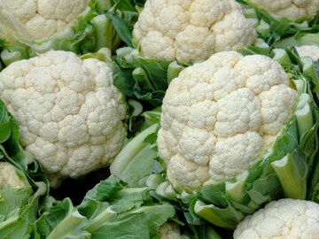 फ्लॉवरमध्ये लपलेत किडे, दिसत नाहीयेत; सोपी ट्रिक, न धुता आपोआप बाहेर येतील