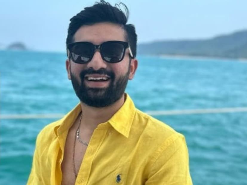 जीत पाबारी हा राजकोटमधील एका प्रसिद्ध कुटुंबातील होता. पाबारी कुटुंब मूळचे जामजोधपूरचे आहे परंतु गेल्या दोन दशकांहून अधिक काळ राजकोटमध्ये राहत आहे.