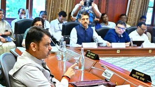 देवेंद्र फडणवीस (मुख्यमंत्री) देवेंद्र फडणवीस (मुख्यमंत्री)