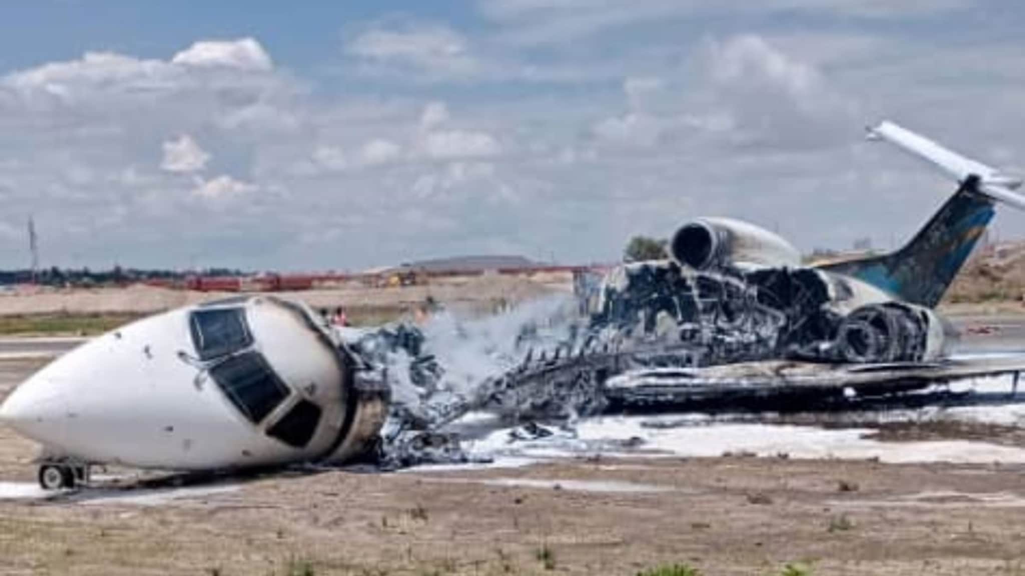 Airplane Accidents : विमान लॅन्ड झालं आणि भयानक अपघात, फोटो पाहून अंगावर शहारे, किती जणांचे प्राण वाचले असतील?