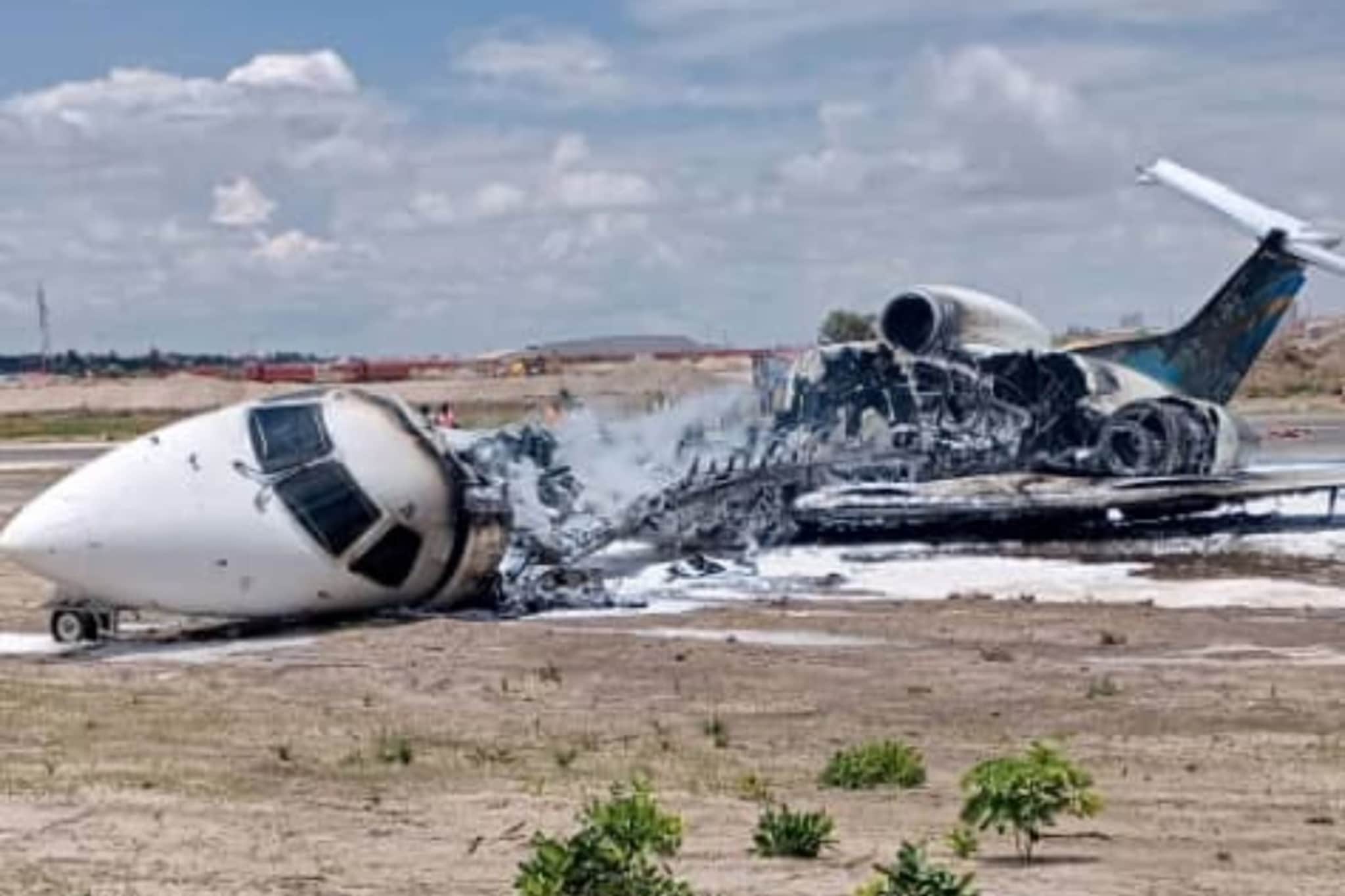 भयानक विमान अपघात! फोटो पाहून अंगावर शहारे, किती जणांचे प्राण वाचले असतील?