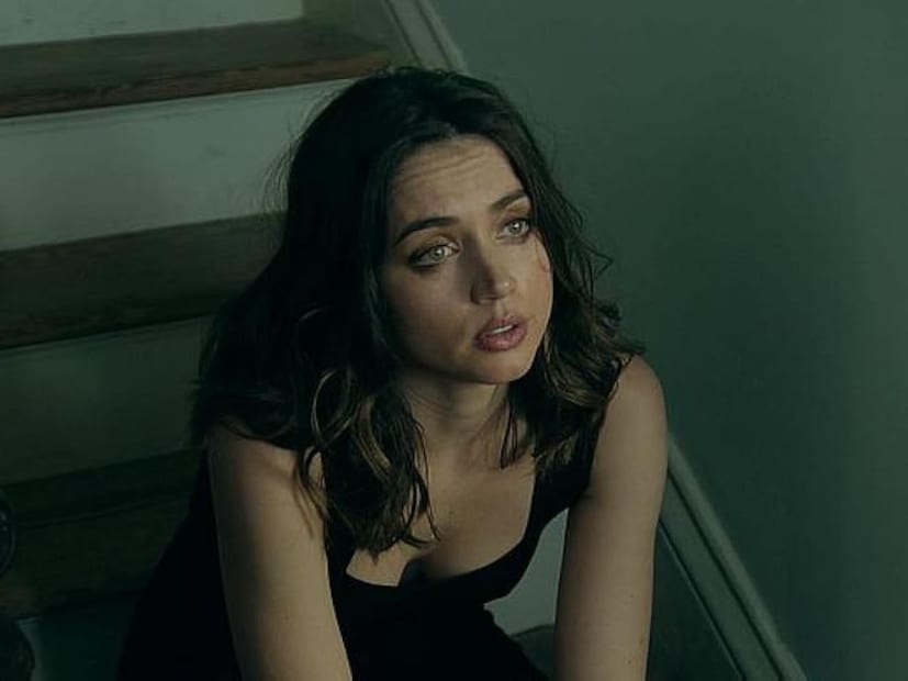  जॅक हेल्म आणि सॅम लेविन्सन यांनी या चित्रपटाची स्क्रिप्ट लिहीली आहे. पॅट्रिशिया हाईस्मिथ यांच्या 1957 च्या कादंबरीवर आधारित ही फिल्म आहे. मुख्य कलाकारांमध्ये बेन अ&#x200d;ॅफलिक यांनी ‘विक व्हॅन अ&#x200d;ॅलन’ची भूमिका केली आहे, तर अ&#x200d;ॅना डी आर्मसने त्यांची पत्नी ‘मेलिंडा’ची भूमिका साकारली आहे. चित्रपटाचे शूटिंग न्यू ऑरलियन्समध्ये झाले असून फक्त 119 मिनिटांचा हा चित्रपट आहे.