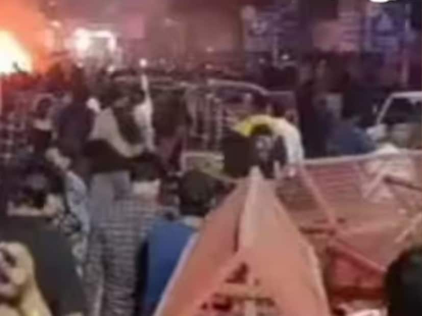 प्रत्यक्षदर्शीने दिलेल्या माहितीनुसार, मी चहा पित होतो. त्याचवेळी मोठा आवाज झाला. काही क्षणांत तीन गाड्यांना आग लागल्याचे मला समोर दिसले. हातातला कप खाली टाकून मी पळायला लागलो. स्फोटाचा आवाज एवढा होता की मला घाबरून जायला झाले