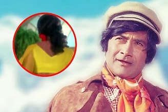 देवानंदच्या मांडीवर बसून होती अभिनेत्री, लाजून झालेली लालबुंद; म्हणाली...