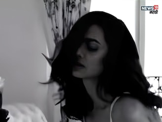 बॉलिवूडची बोल्ड अभिनेत्री, पहिलीच फिल्म अन् दिले इंटिमेट सीन