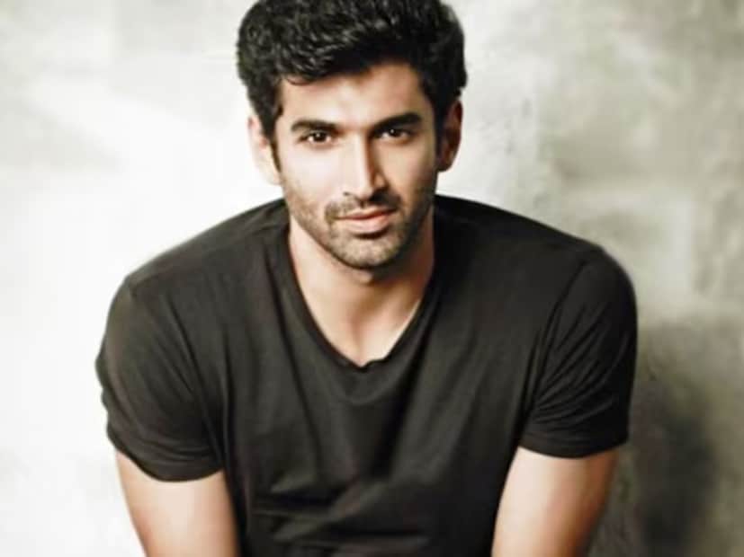  आदित्यच्या करिअरमध्ये एक काळ असा आला जेव्हा त्याचे चित्रपट बॉक्स ऑफिसवर जादू दाखवण्यात कमी पडले. त्याचे काही दिवसांपूर्वी रिलीज झालेले मेट्रो इन दिनो आणि गुमराह हे चित्रपटदेखील फ्लॉप ठरले आहेत.