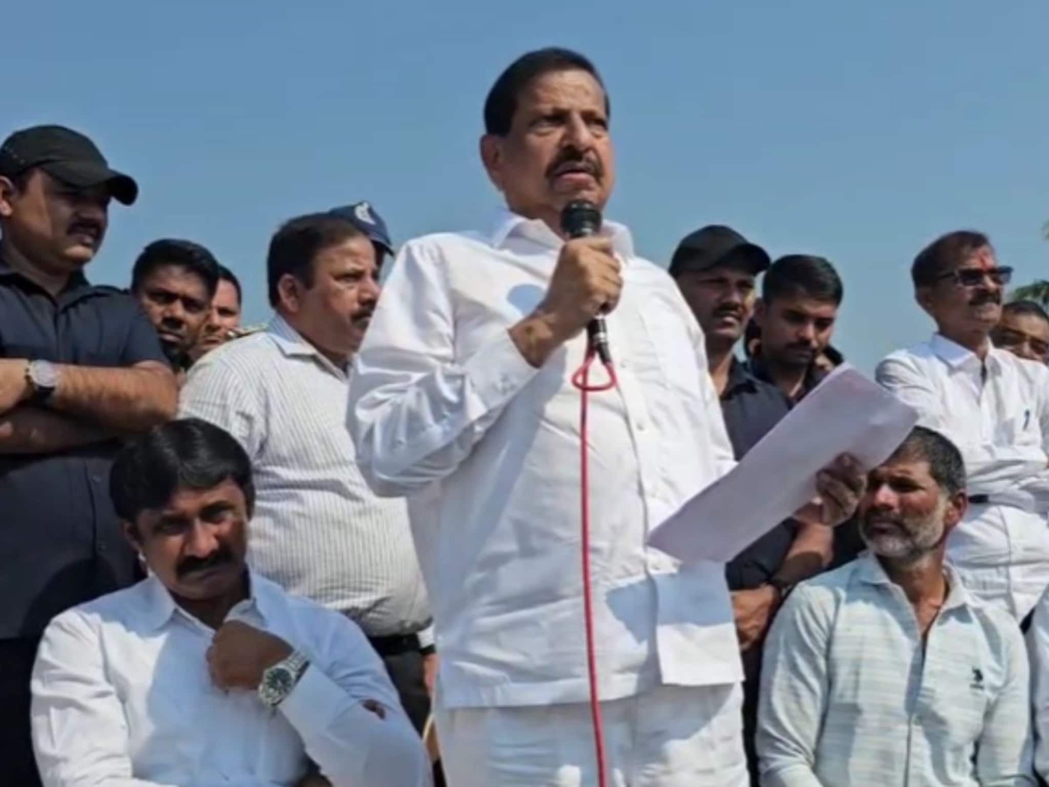 शिरूरमध्ये बिबट्याचा धुडगूस, अनेकांवर हल्ले, वनमंत्री नाईकांचा कठोर आदेश