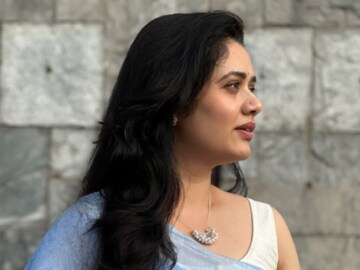 एका रात्रीचे किती घेणार? नॅशनल क्रश होताच गिरीजा ओकला येतायत मेसेज