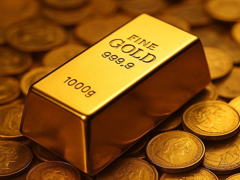 जागतिक संकेतांवर नजर टाकल्यास, सोन्याच्या किमतींमध्ये सध्या कोणत्याही मोठ्या घसरणीची शक्यता नाही. यापुढेही सोन्याच्या किमतीत वाढ कायम राहण्याचा अंदाज आहे. ड्यूश बँक (Deutsche Bank) ने 2026 सालासाठी सोन्याचे लक्ष्य वाढवून 4,450 डॉलर प्रति औंस केले आहे, जो पूर्वी 4,000 डॉलर होता. त्याचबरोबर, पुढील वर्षी सोन्याची किंमत 3,950 ते 4,950 डॉलर प्रति औंसच्या दरम्यान राहू शकते, असा अंदाज बँकेने वर्तवला आहे. 